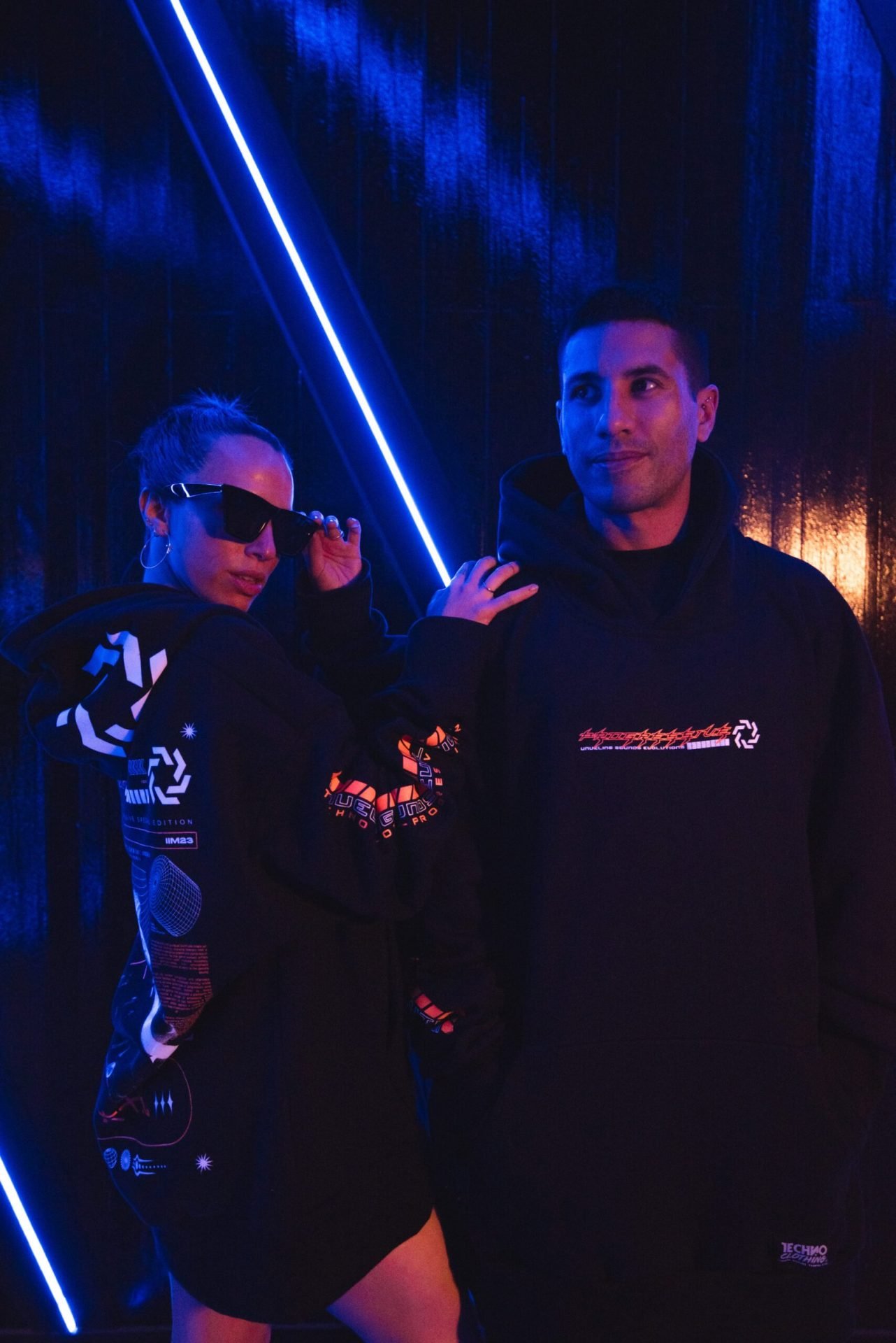 TECHNO CLOTHING - PROGRESSIVE EDITION (HOODIE) - Imagen 5