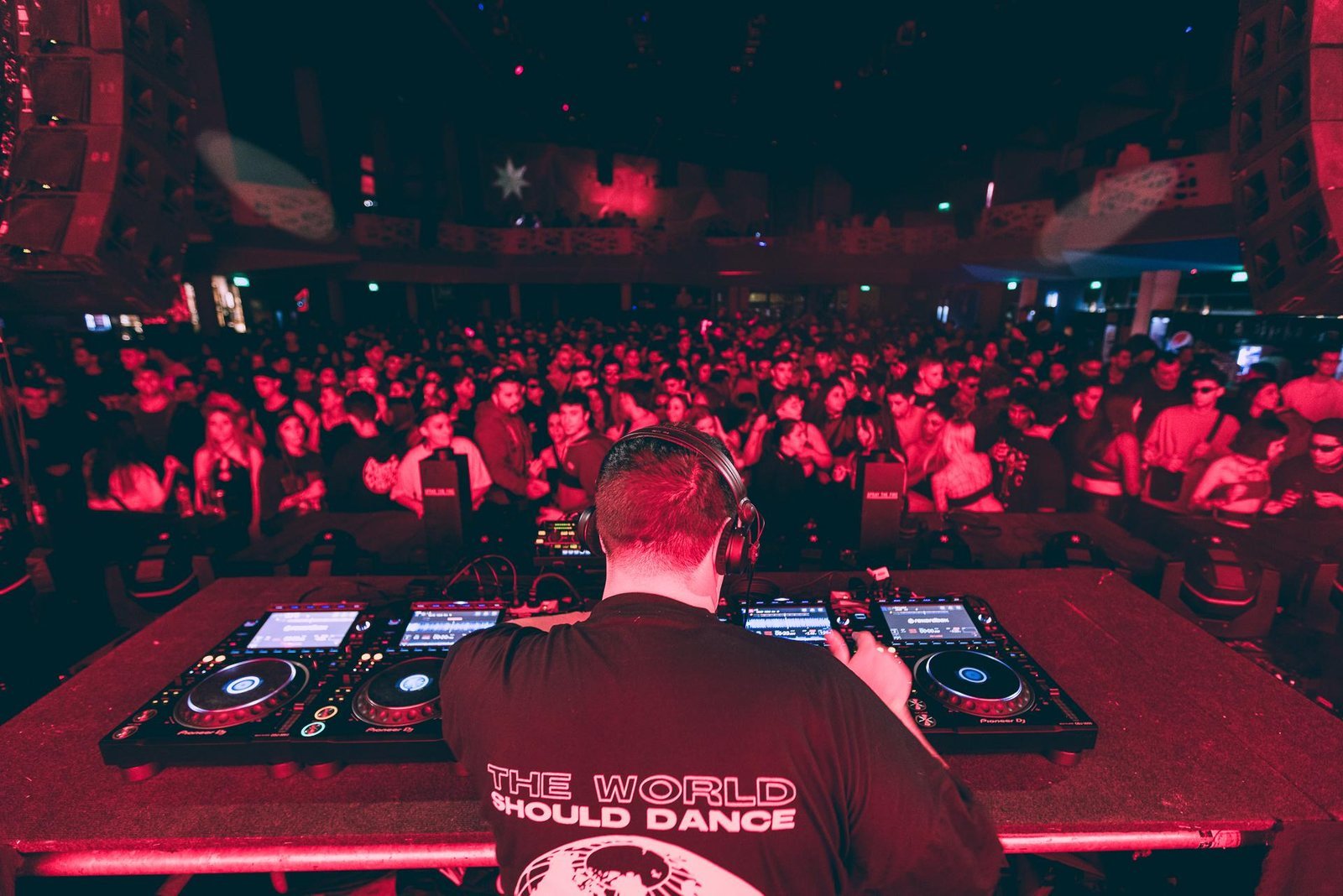 THE WORLD - Imagen 7